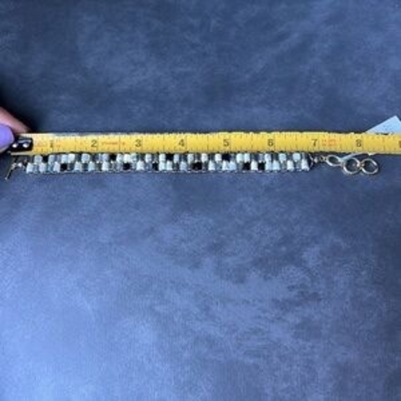 Kendra Scott Gold and Black Beaded Bracelet - Picture 5 of 5